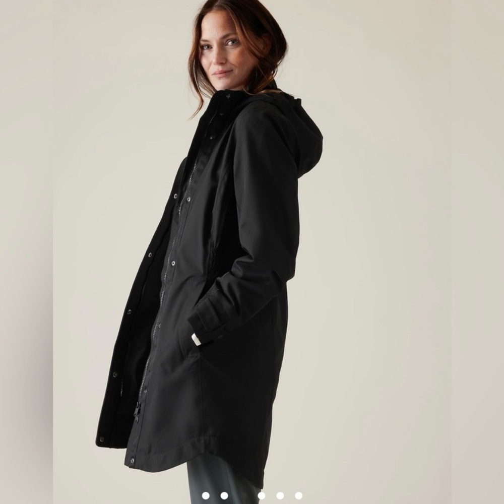 Athleta Women's Black Hooded Sutro Trench Rain jacket size M